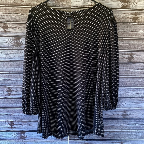 Adrianna Papell Women's Top Size 1X Black White Polka-Dot 3/4-Length Sleeves NWT - Picture 2 of 8